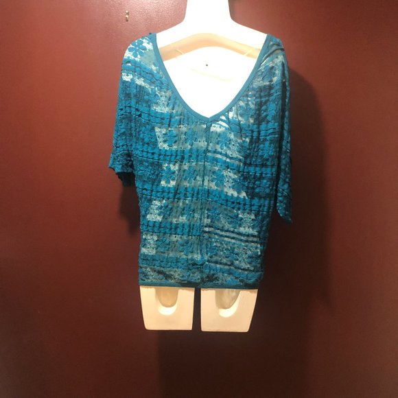 NWOT lace  swim suit cover up top - Picture 2 of 10